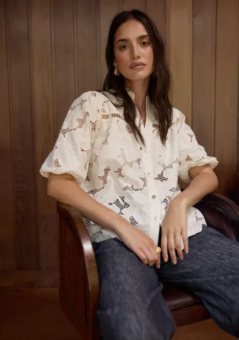 Hovedbilde Mos, whisper embroidery blouse, naturhvit