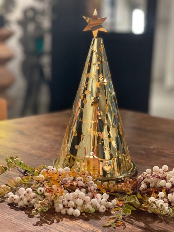 Jette Frölich golden christmas tree and gold tray